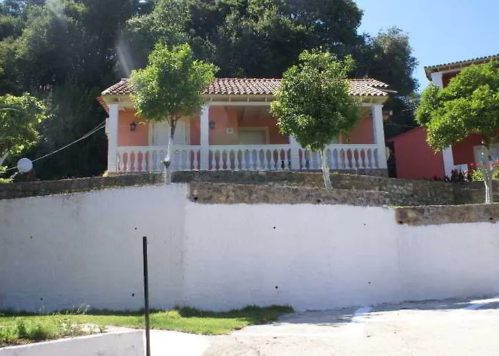 Fouxia And Apartmán *