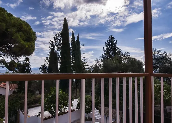 Fouxia And Lägenhet *