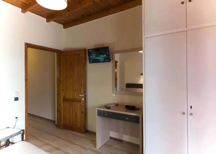 Fouxia And Apartmán Perama (Corfu)