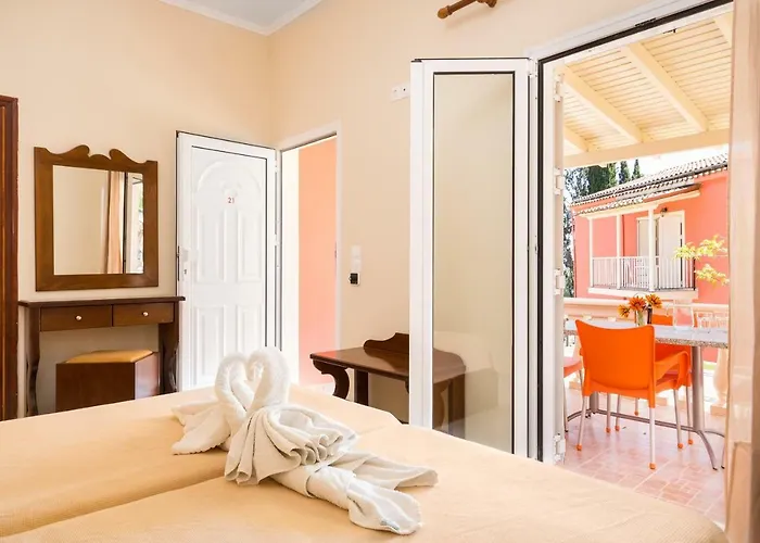 Fouxia And Apartmán Perama (Corfu)