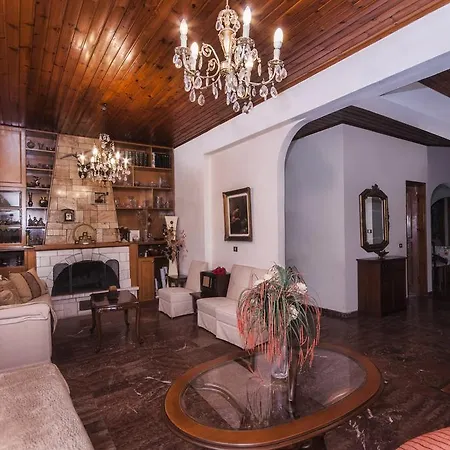 Fouxia And Lejlighed